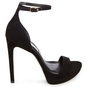 Steve Madden Starlet black nubuck heel
